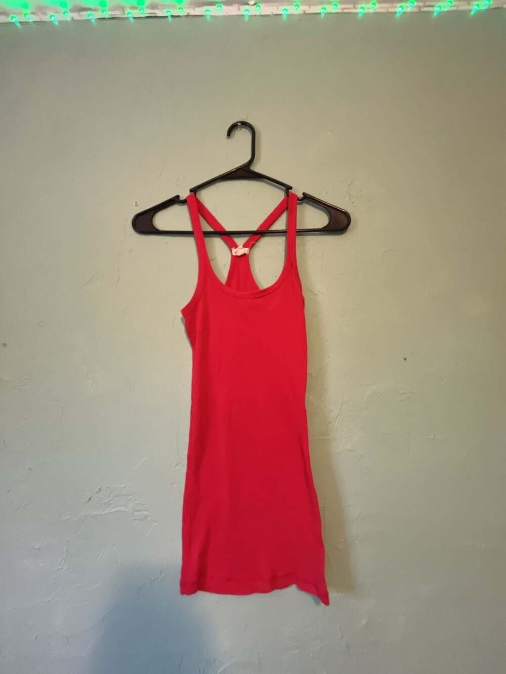 Zenana Outfitters Racerback Tank Top Red Size S
